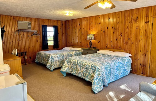 Bull Shoals Hotel | DRIFTWOOD RESORT BULL SHOALS