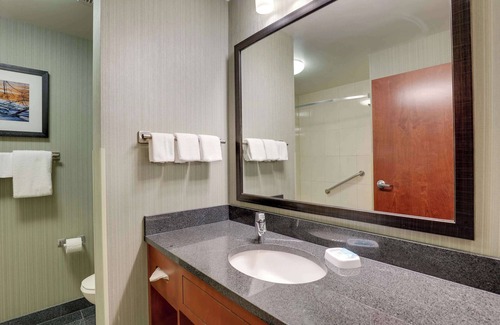 Grand Rapids Hotel | Drury Inn & Suites Grand Rapids