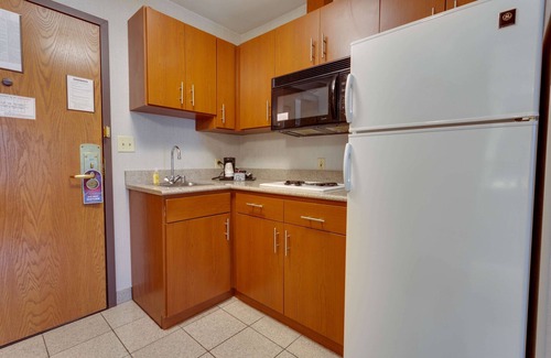 Hayti Hotel | Drury Inn & Suites Hayti Caruthersville