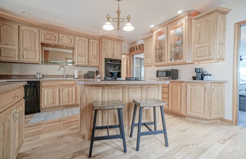 Fox Lake Haus | Dual Lake Houses on Mineola Bay