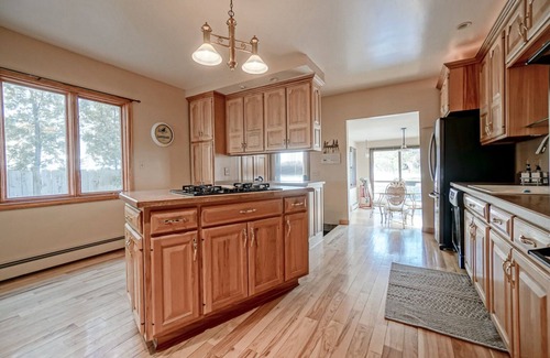 Fox Lake Haus | Dual Lake Houses on Mineola Bay