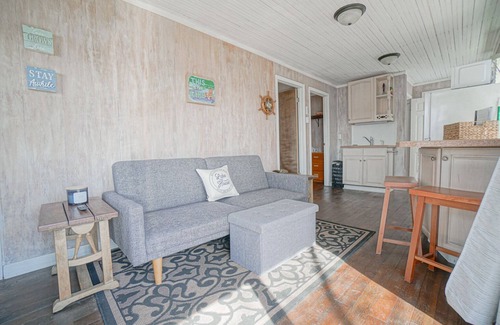 Fox Lake Haus | Dual Lake Houses on Mineola Bay