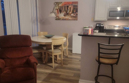 Dublin Wohnung | Dubin Condo on Nature Preserve