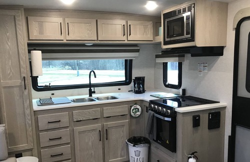 Federal Dam Haus | Duck Pond Camper - 3 blocks from the iconic Federal Dam and Leech Lake!