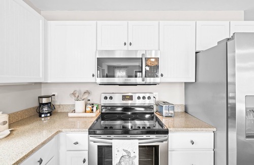 Oriental Hütte | Duck Pond Haven - Quaint Pet friendly Cottage