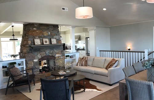 Dundee Haus | 3 Master Suiten! Exquisite Oregon Wine Country Erfahrung