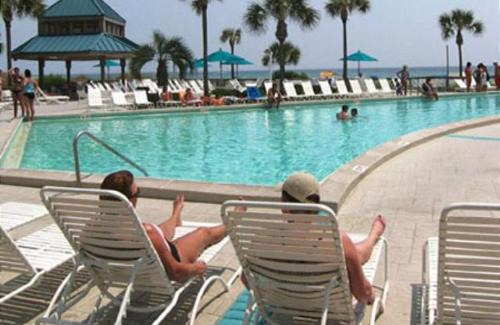 Thomas Drive Haus | Dunes of Panama D-704