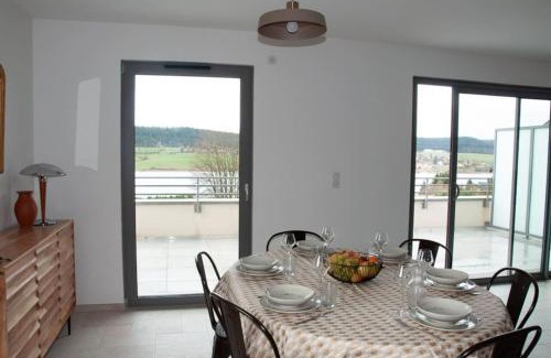 Malbuisson Wohnung | Duplex 6 personnes, vue panoramique sur lac