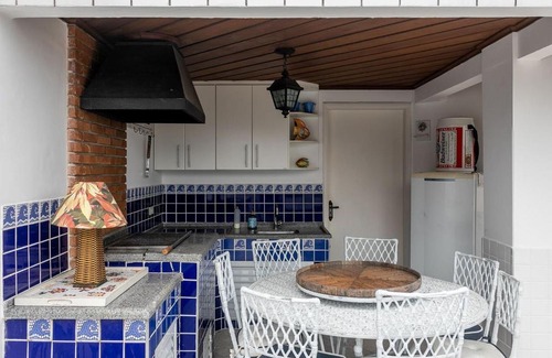 Centro Wohnung | Duplex com cobertura, piscina e área gourmet no centro de Ubatuba