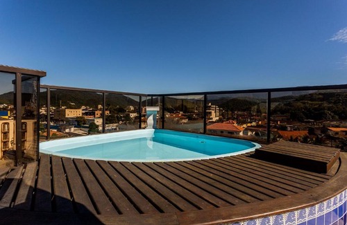 Centro Wohnung | Duplex com cobertura, piscina e área gourmet no centro de Ubatuba