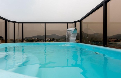 Centro Wohnung | Duplex com cobertura, piscina e área gourmet no centro de Ubatuba