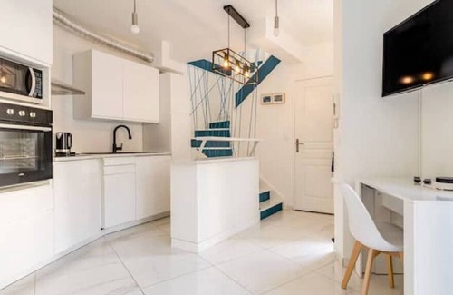 Villeparisis Haus | Duplex Emeraude 4* near Disney, Paris, CDG Airport and Asterix