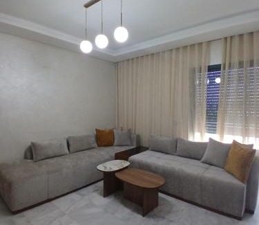 Ain Harrouda Wohnung | Duplex Luxe 3 Chambres Vue Mer & Piscine à Zenata Eco City