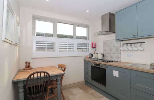 Lechlade Hütte | DUTCH 1, pet friendly, with a garden in Lechlade-On-Thames