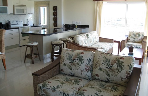 Oranjestad-West Eigentumswohnung | LUXUS-STRAND-FRONT-WOHNUNG * ERSTAUNLICHE ANSICHTEN * EAGLE BEACH