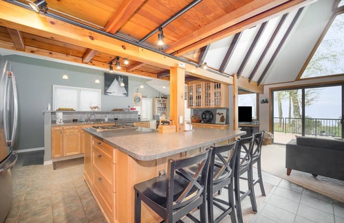 Manistee Haus | Das Adlernest * PRIVATSTRAND AM MICHIGANSEE