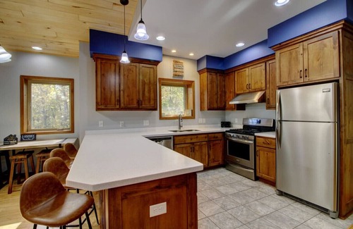 Brainerd Kabine | Eagle's Nest - Main House / Guest House
