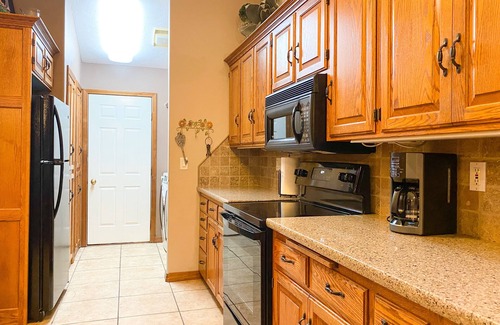 Idaho Falls Haus | East Idaho Garden Gateway with HOT TUB