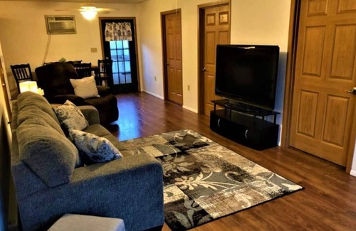 Windber Haus | Easy Access King and Queen Nestled Ranch!
