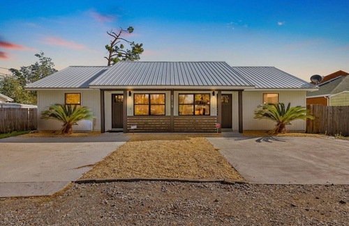 Port Lagoon Haus | Easy. Clean. Simple. Panama City Beach FL