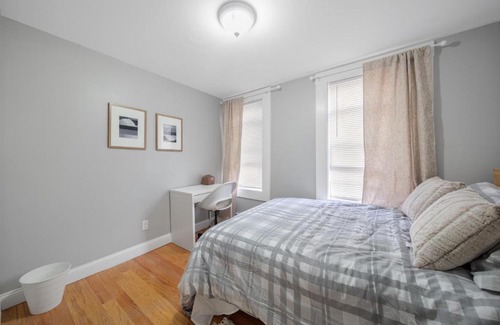 Columbus Park - Andrew Square Wohnung | Easy Commute South Boston 4BR 1BH Apt