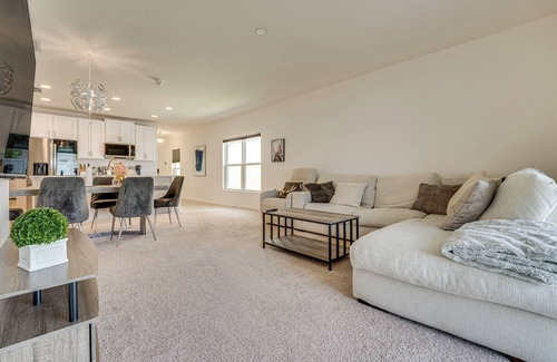 Groveland Haus | Easy Disney Day Trips: Family Home w/Pool Access