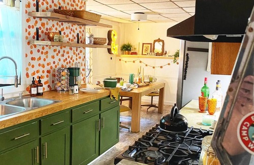 Elkhorn Haus | Eclectic 3 Bedroom Lake Wandawega Cabin