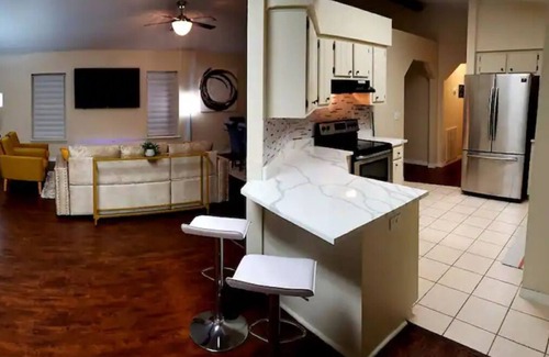 Candler Haus | Eclectic Ranch Style Home - Sleeps 12