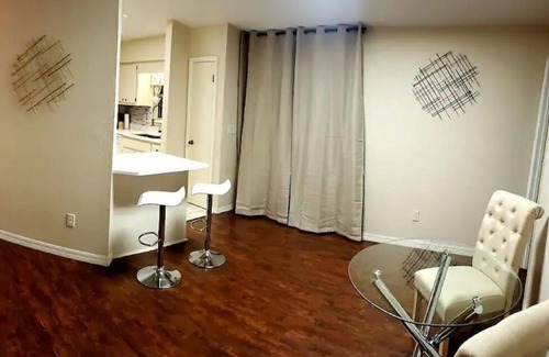 Candler Haus | Eclectic Ranch Style Home - Sleeps 12