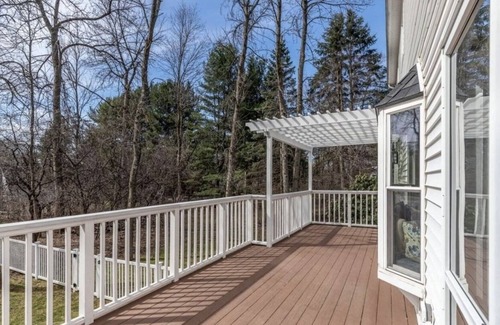 Shelburne Haus | Eclipse House of your Dreams!