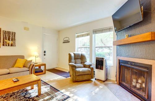 Eden Wohnung | Eden Mountain Escape with Community Pool!