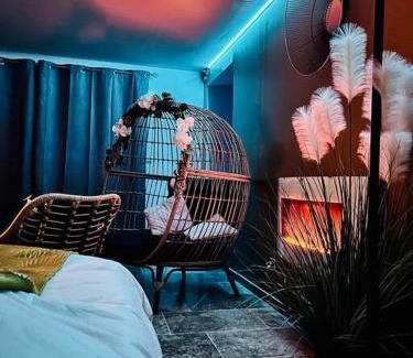Berre-l'Etang Haus | Eden palm suite & spa