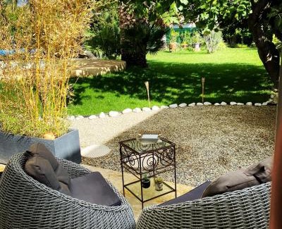 Berre-l'Etang Haus | Eden palm suite & spa