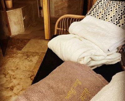 Berre-l'Etang Haus | Eden palm suite & spa