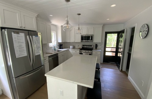 Katama Haus | Edgartown/Katama Newly Renovated Vineyard Escape