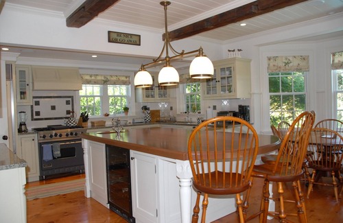 Edgartown Haus | Edgartown 6 BR Juwel in der Stadt | Pool und Whirlpool