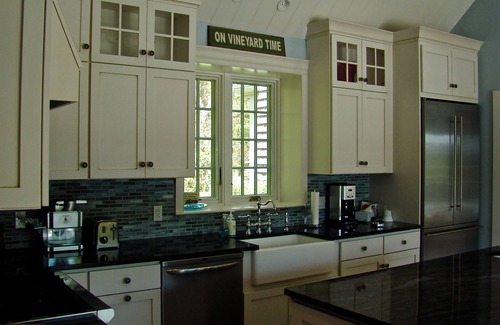 Edgartown Haus | Edgartown Rückzug. Gehen Sie in die Stadt. Beheizter Pool und Gästehaus! Kürzlich renoviert