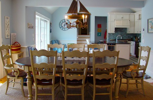 Edgartown Haus | Edgartown Rückzug. Gehen Sie in die Stadt. Beheizter Pool und Gästehaus! Kürzlich renoviert