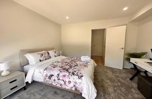 Massey Wohnung | Edge West Home at handy location