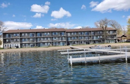 Detroit Lakes Haus | Edgewater Condos on Detroit Lake