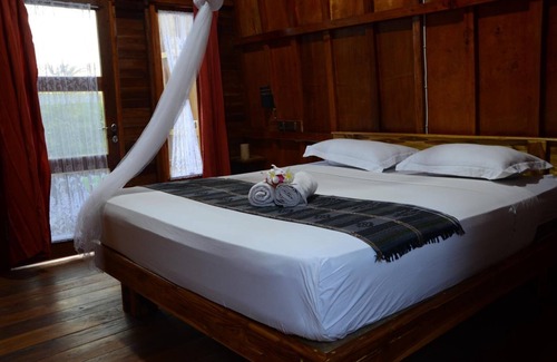 Jerowaru Bed & Breakfast | Ekas Garden Bungalow