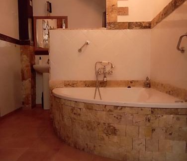 Ubrique Haus | El callejón del Santo