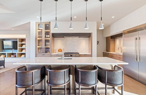 Ivins Haus | Modern Luxury Desert Home w/Pool