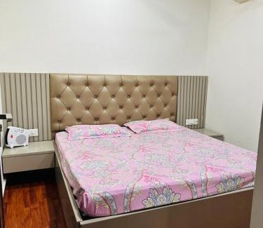 Pitampura Wohnung | Elegant 3BHK In North Delhi