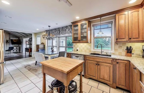 Naperville Haus | Elegant 4BR Tudor Retreat near Downtown