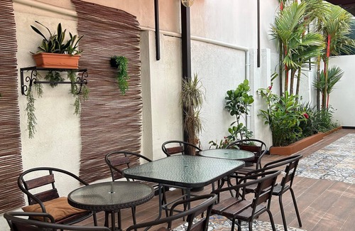 Ciudad Cariari Haus | Elegant and cozy house, Air conditioning, near by the Airport