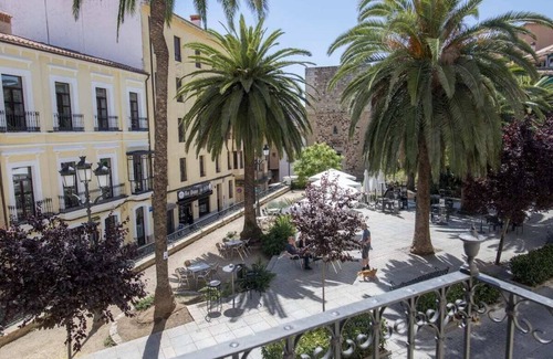 Margallo Haus | Elegantes Apt. p/5 im Zentrum von Cáceres mit WLAN
