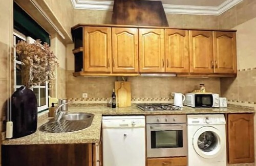 Foz do Arelho Villa | Elegant beach home!