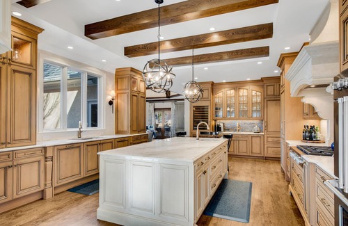 Milton Haus | Elegant Chateau on Lake with pool, spa, vineyards, 6 kitchens, and much more!