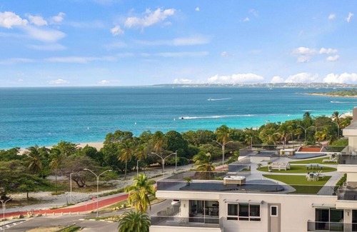 Oranjestad-West Wohnung | Elegant Condo Steps from Eagle Beach at O Condo 3 by Bocobay
